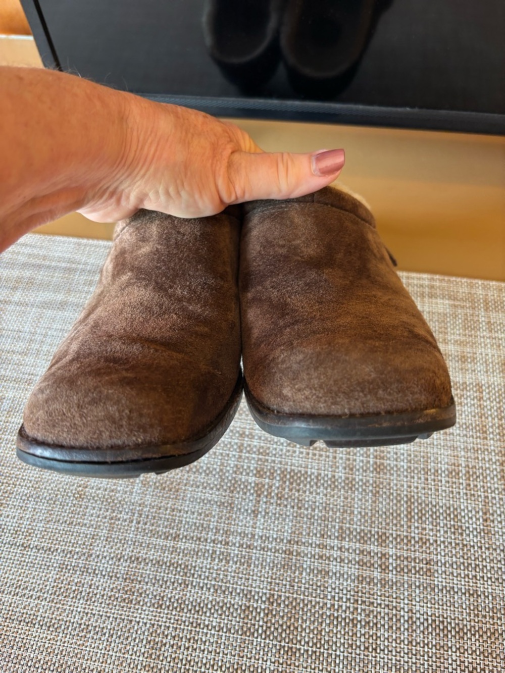 UGG Brown Suede Shearling-Lined Women's Clog Mules - Picture 7 of 10